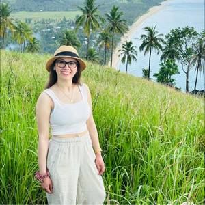 Meet your Posher, Krizia anne